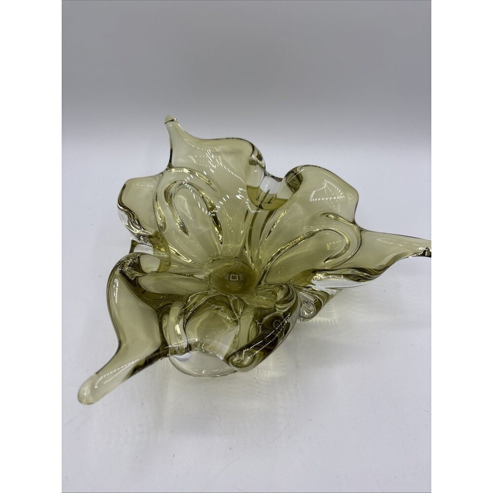 Vintage Chalet Green to Clear Ruffled Art Glass Splash Bowl